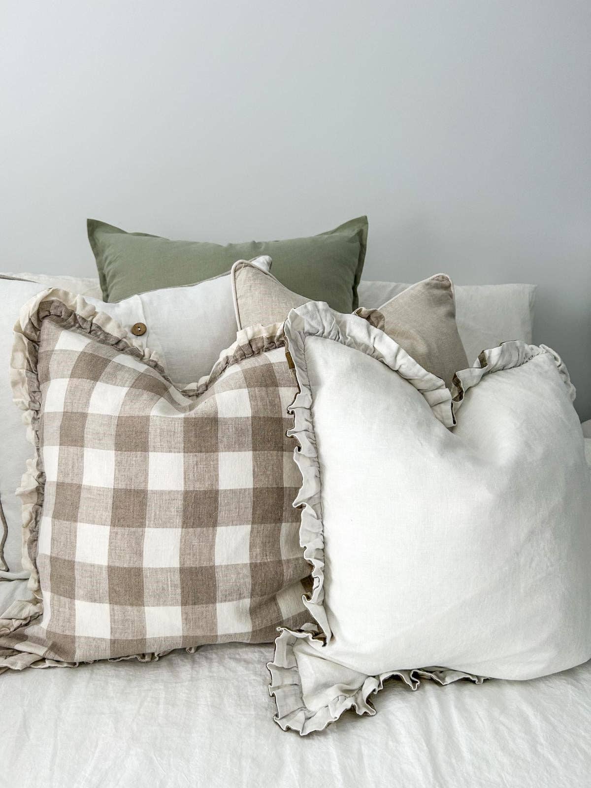 Mama and Tochter - Reversible Linen Ruffle Cushion Cover - Olive Gingham - Warm White