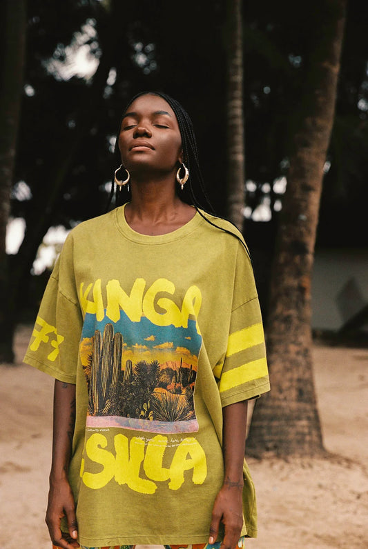 Kinga Csilla | Cacto Jardim Tee